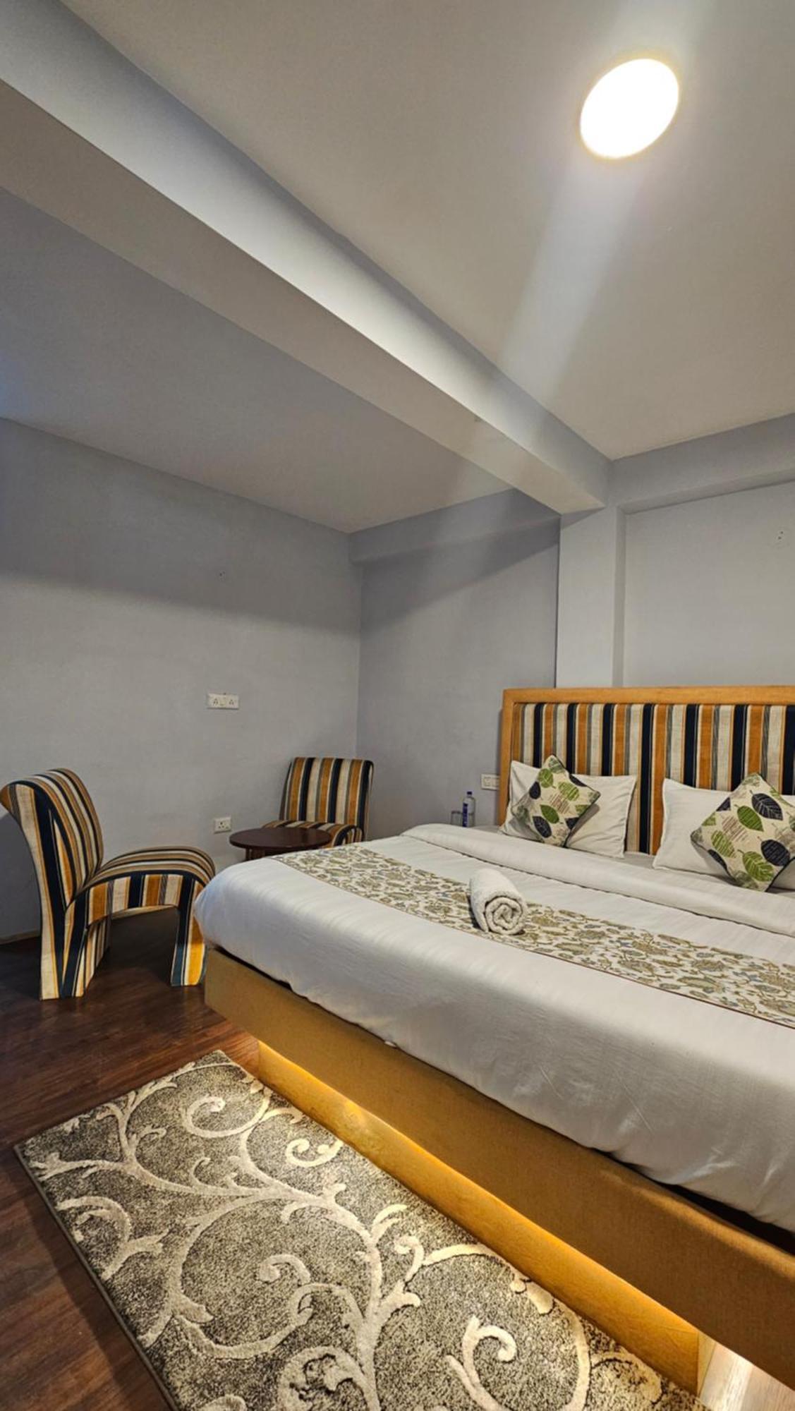 Hotel English Rose, #Personal Parking, #Petfriendly, #Garden, #Bonfire Under The Stars Manali  Exterior photo